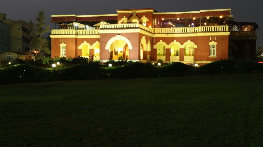 MAHODADHI PALACE - A BEACH VIEW HERITAGE RESORT